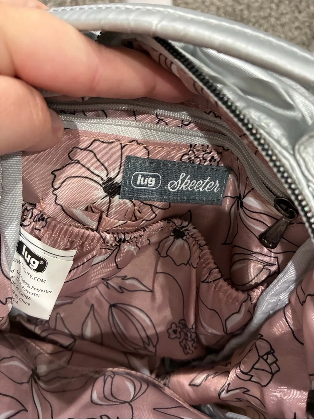 Lug Skeeter Crossbody Bag